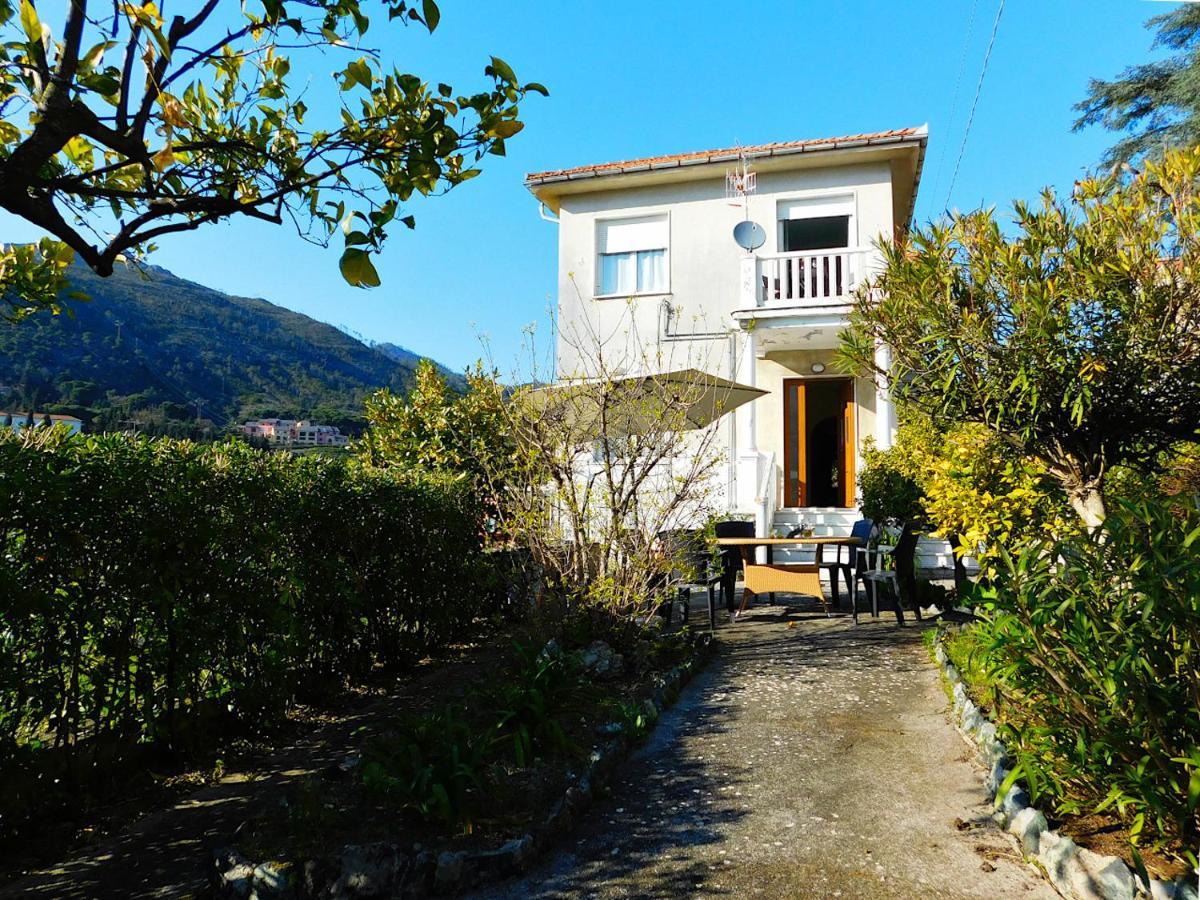 Vacanze In Villa, Levanto Ngoại thất bức ảnh